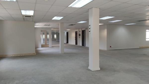 8 870 m² Office Space