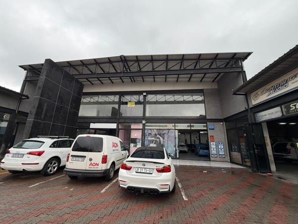 328 m² Commercial space