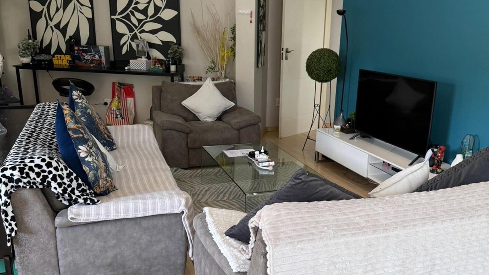 6 Bedroom House in Gallo Manor