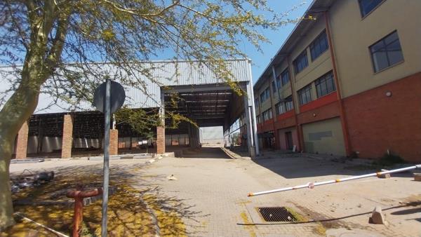 13 500 m² Industrial space