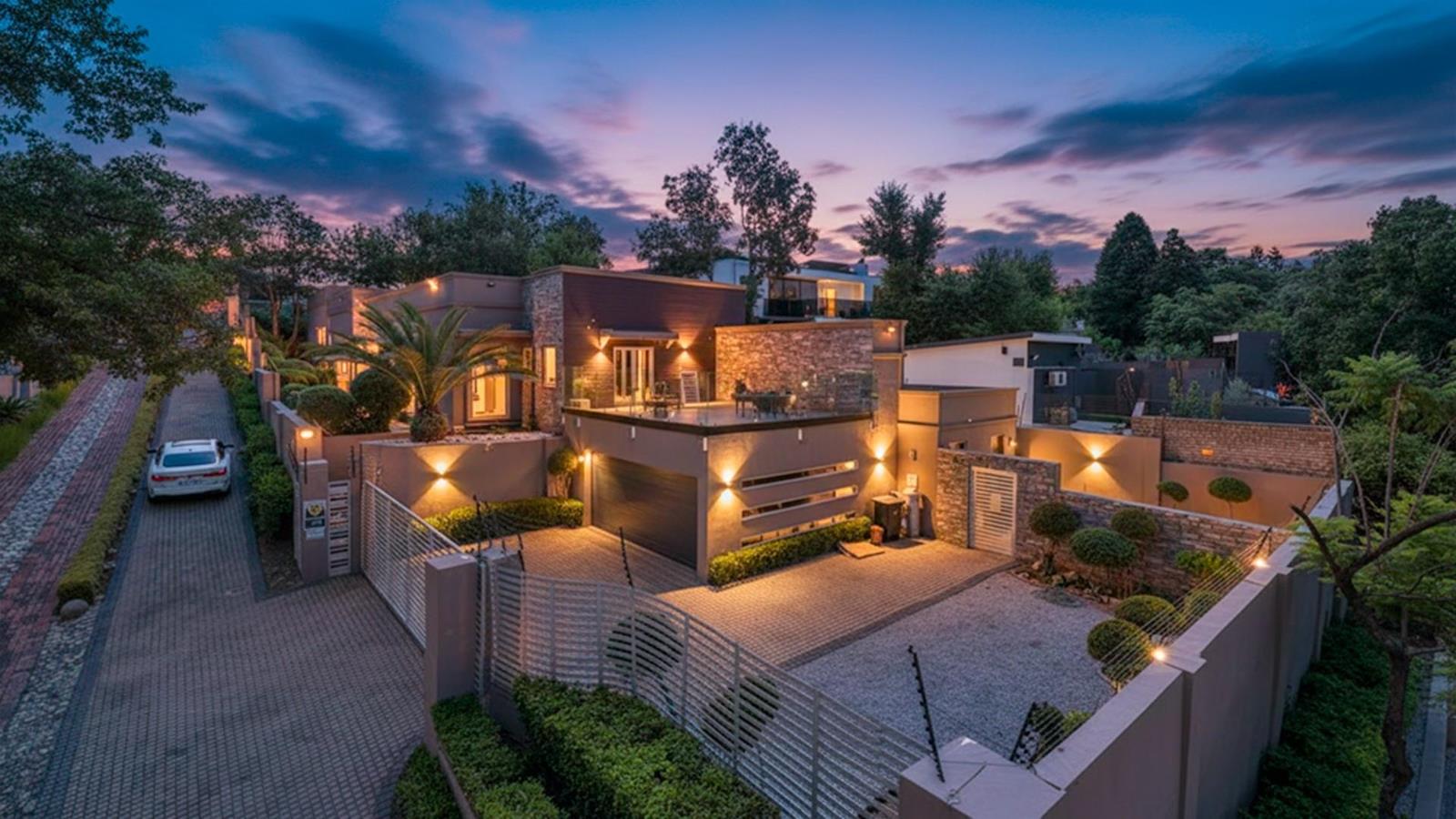 4 Bedroom House in Bryanston