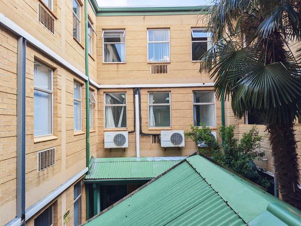 311 m² Commercial space
