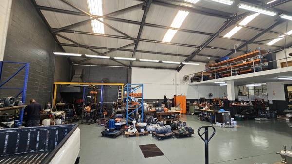 420 m² Industrial space