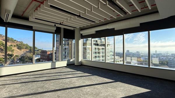 466 m² Office Space