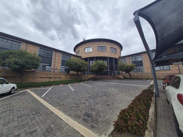 600 m² Commercial space