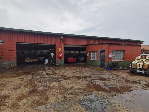 726 m² Industrial space