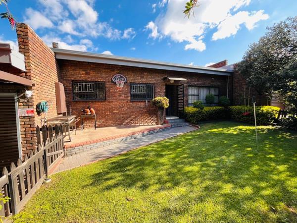 5 Bedroom Townhouse