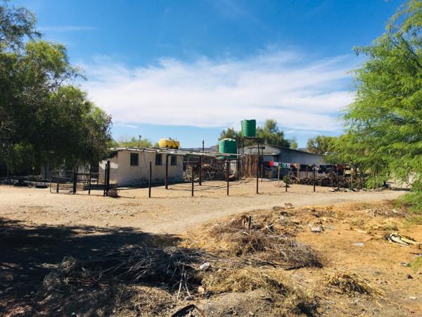 5 710 m² Smallholding