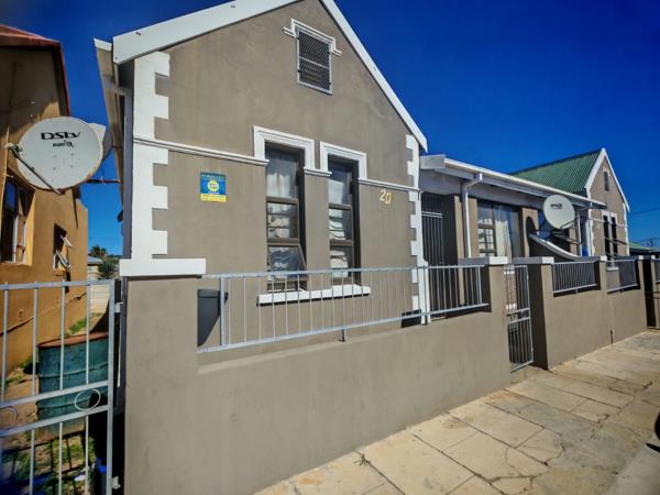 8 Bedroom House