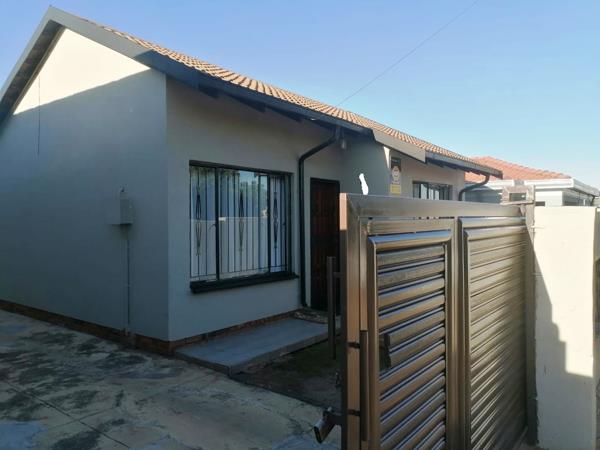 2 Bedroom House