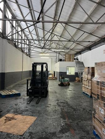 245 m² Industrial space