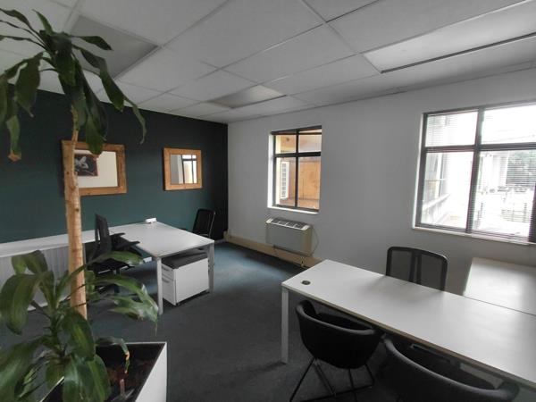 33 m² Commercial space