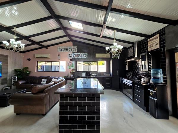 5 Bedroom House