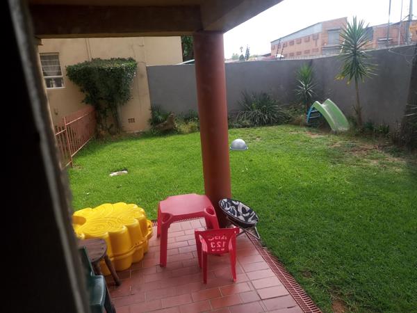 1 Bedroom House