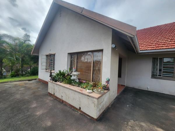 1 030 m² Office Space