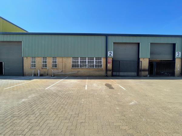 555 m² Industrial space
