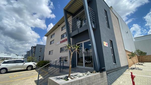 647 m² Industrial space