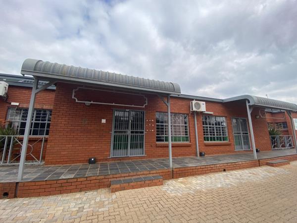 340 m² Industrial space