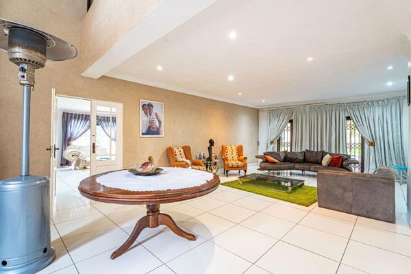 6 Bedroom House