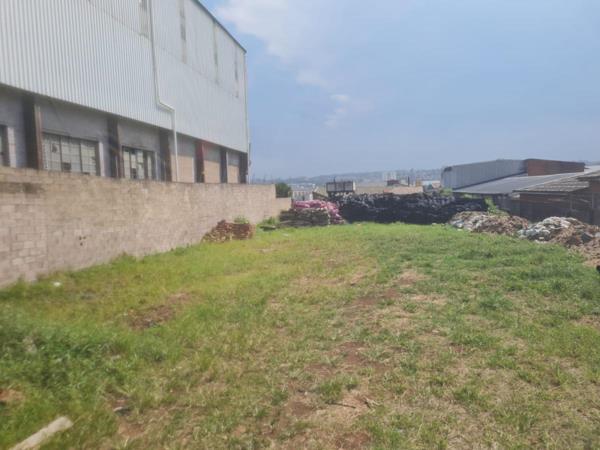 900 m² Commercial space