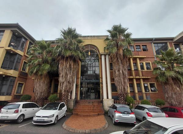 25.2 m² Commercial space