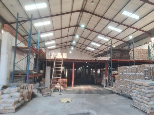1 000 m² Industrial space