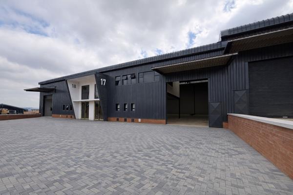 562 m² Industrial space