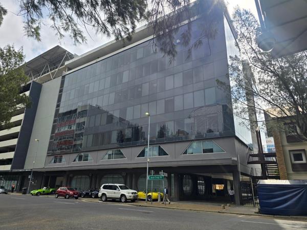 766 m² Office Space