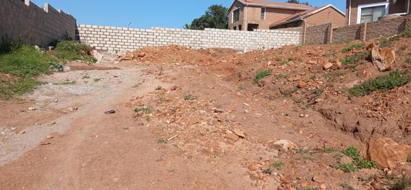 525 m² Land