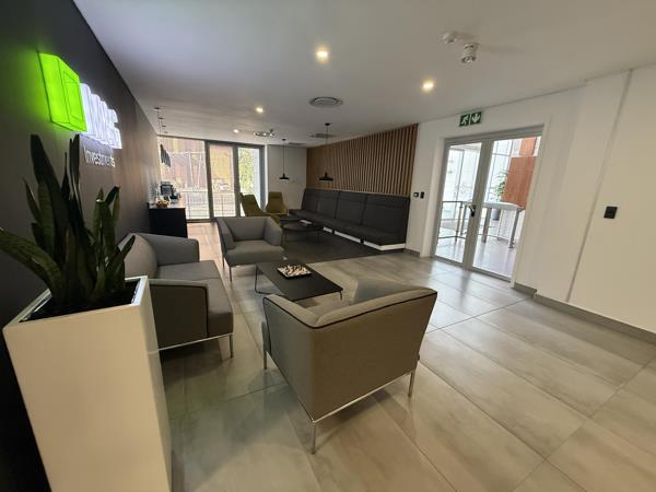 251 m² Commercial space