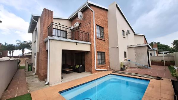 5 Bedroom House