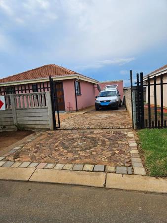 2 Bedroom House