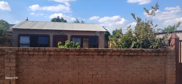 2 Bedroom House