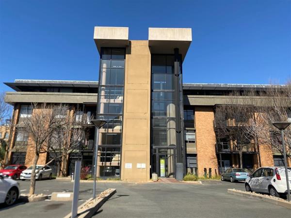 300 m² Office Space