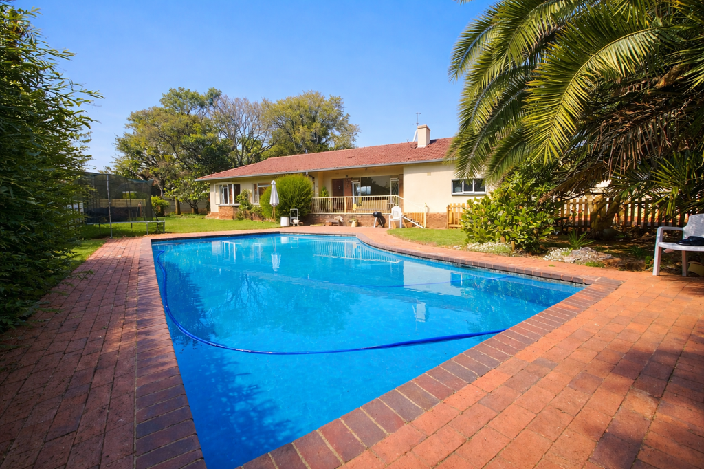4 Bedroom House