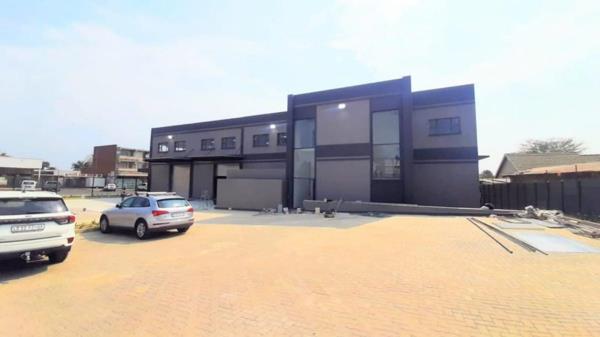 1 260 m² Commercial space