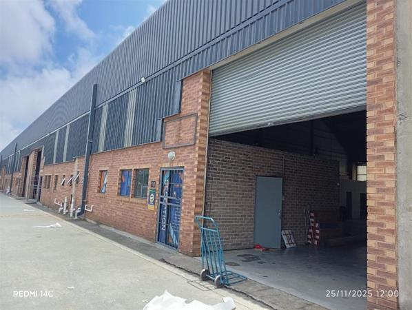 490 m² Industrial space