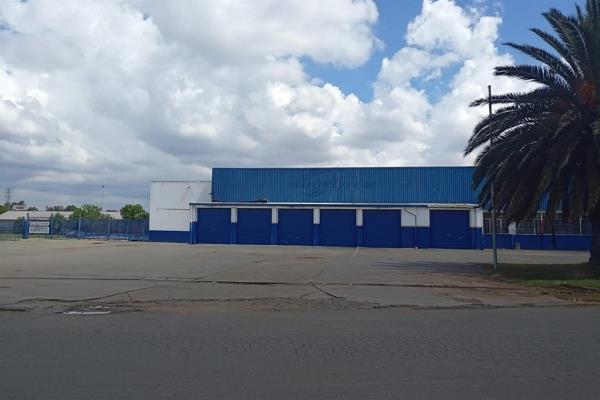 4 834 m² Industrial space