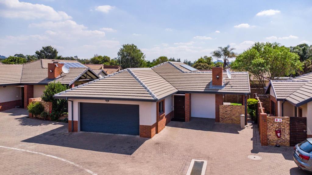 3 Bedroom Townhouse