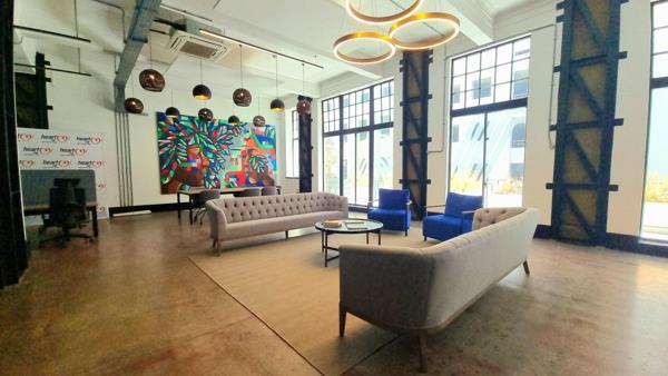 315 m² Office Space