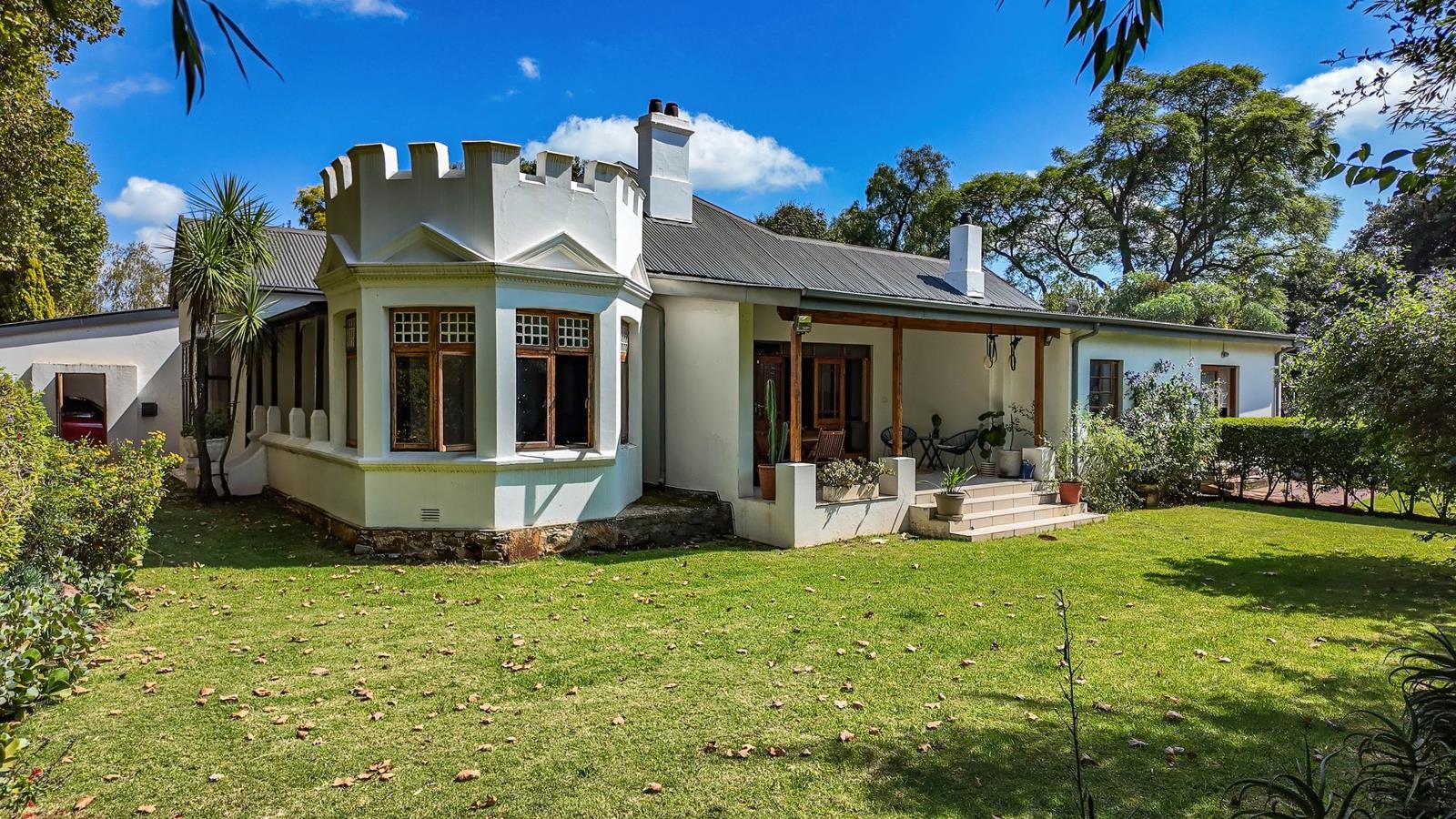 6 Bedroom House in Parktown