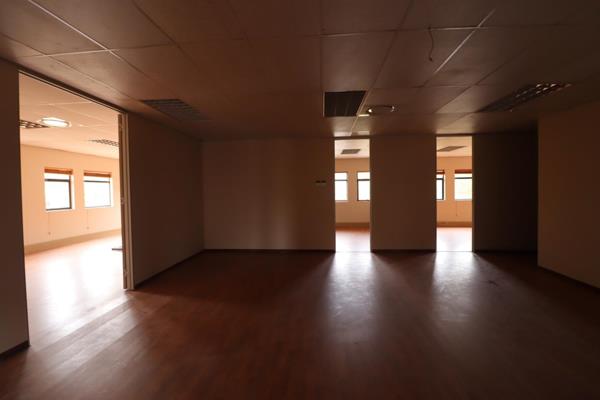 163 m² Office Space