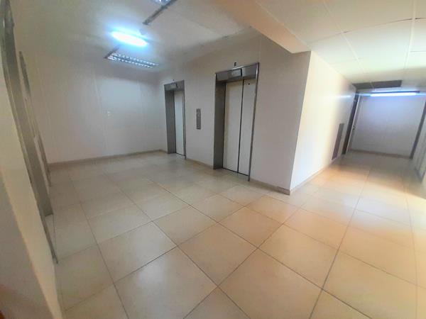 66 m² Commercial space