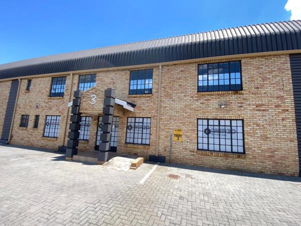 735 m² Industrial space