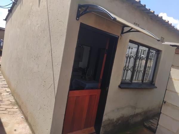 2 Bedroom House