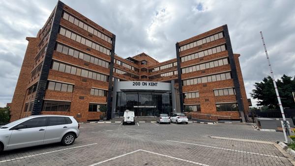 469 m² Office Space