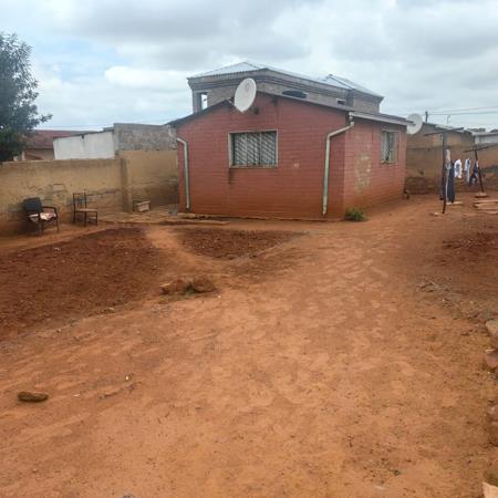 2 Bedroom House