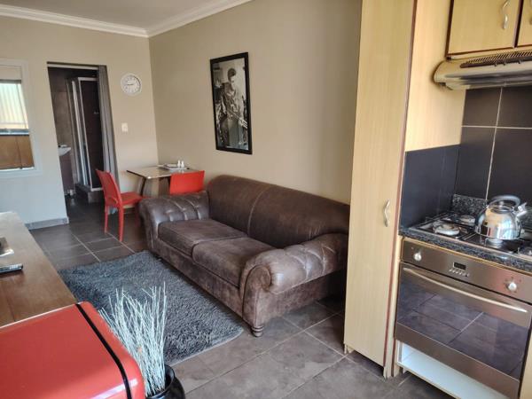 1 Bedroom Garden Cottage