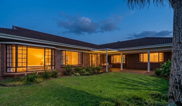 4 Bedroom Townhouse