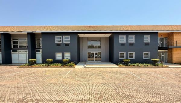 3 356 m² Office Space